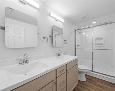 1720 Bagby Avenue - Photo Thumbnail 9