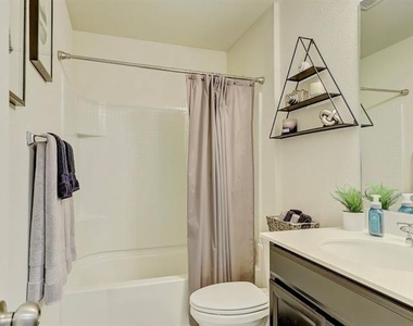 2207 Heaton Street - Photo Thumbnail 20