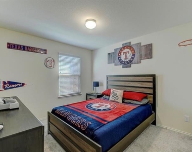 2207 Heaton Street - Photo Thumbnail 18