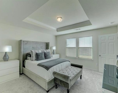 2207 Heaton Street - Photo Thumbnail 12