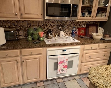 1200 Western Ridge Drive - Photo Thumbnail 7