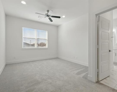 1741 W Cantey Street - Photo Thumbnail 6