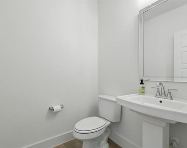 1741 W Cantey Street - Photo Thumbnail 12