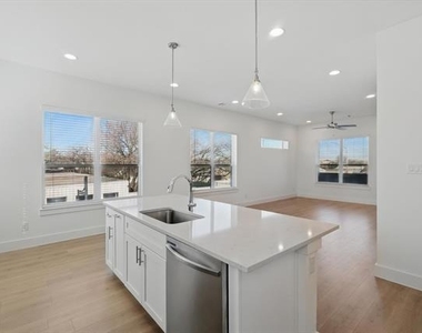 1741 W Cantey Street - Photo Thumbnail 3
