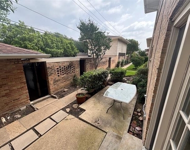 6127 Bandera Avenue - Photo Thumbnail 7