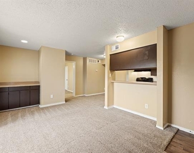 2515 Altamesa Boulevard - Photo Thumbnail 2