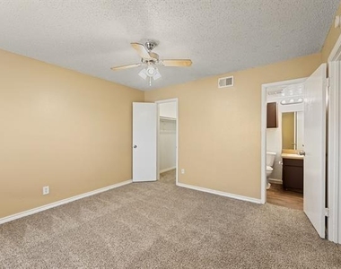 2515 Altamesa Boulevard - Photo Thumbnail 10