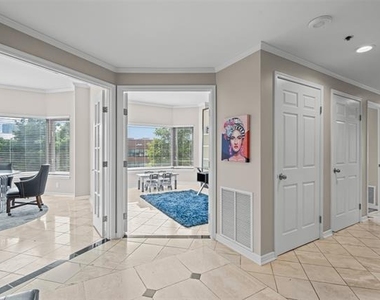 3030 Mckinney Avenue - Photo Thumbnail 11
