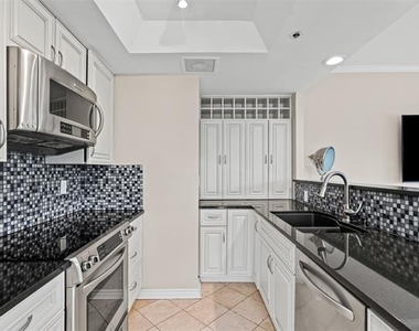 3030 Mckinney Avenue - Photo Thumbnail 10