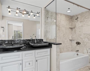 3030 Mckinney Avenue - Photo Thumbnail 18