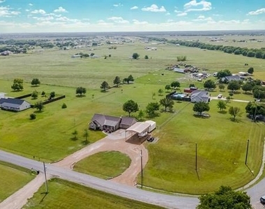 1808 County Road 2712 - Photo Thumbnail 31