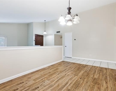 3401 High Plateau Drive - Photo Thumbnail 14