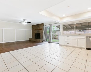 3401 High Plateau Drive - Photo Thumbnail 5