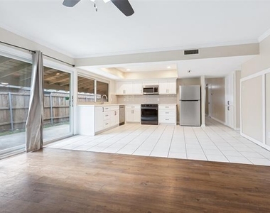 3401 High Plateau Drive - Photo Thumbnail 8