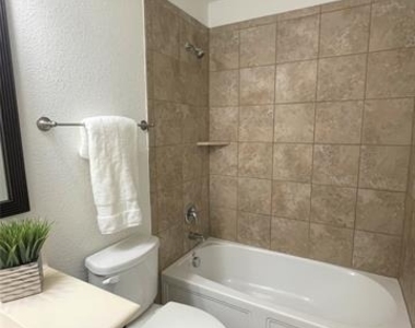 1801 Brownwood Boulevard - Photo Thumbnail 15