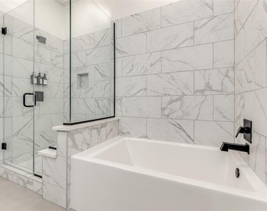 2929 Oak Lawn Avenue - Photo Thumbnail 13