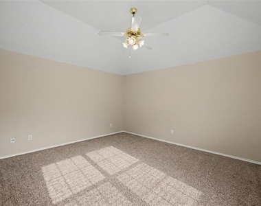 8401 Tribute Lane - Photo Thumbnail 22