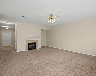 8401 Tribute Lane - Photo Thumbnail 8