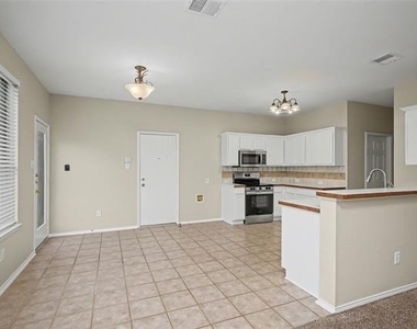 8401 Tribute Lane - Photo Thumbnail 10