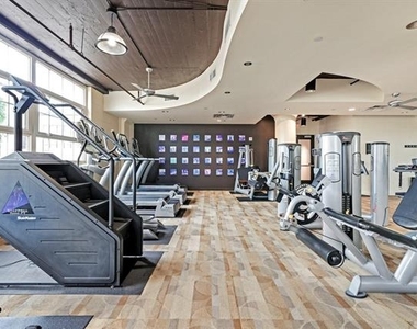2600 W 7th Street - Photo Thumbnail 14