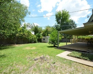 3506 Bangor Court E - Photo Thumbnail 14