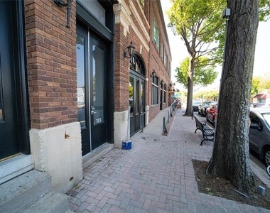 703 W Magnolia Avenue - Photo Thumbnail 1