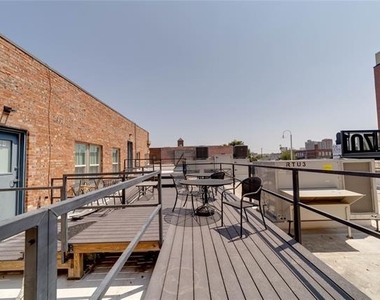 703 W Magnolia Avenue - Photo Thumbnail 18
