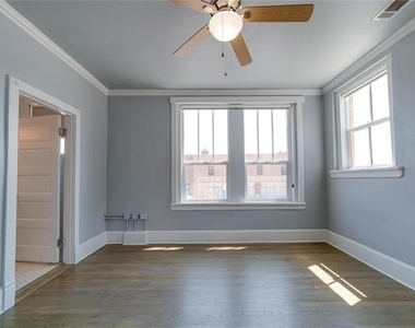 703 W Magnolia Avenue - Photo Thumbnail 11