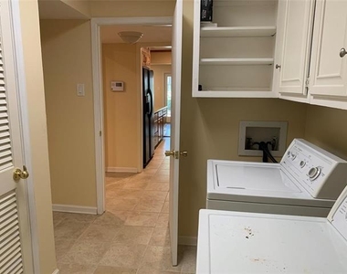 6949 Helsem Way - Photo Thumbnail 16