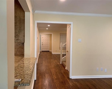 6949 Helsem Way - Photo Thumbnail 4
