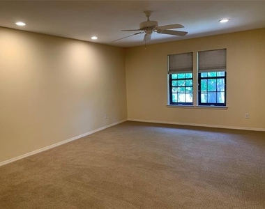 6949 Helsem Way - Photo Thumbnail 10