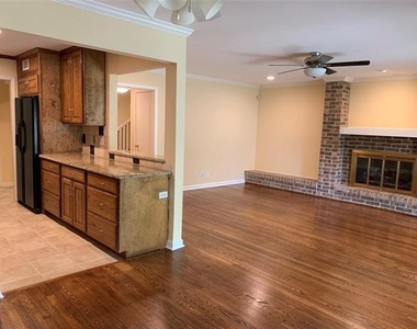 6949 Helsem Way - Photo Thumbnail 5