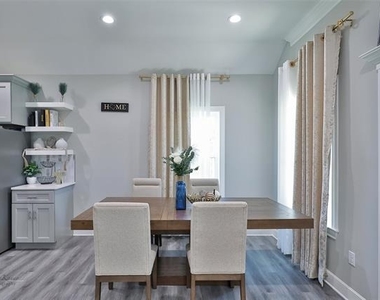 5433 Fallbrook Drive - Photo Thumbnail 6