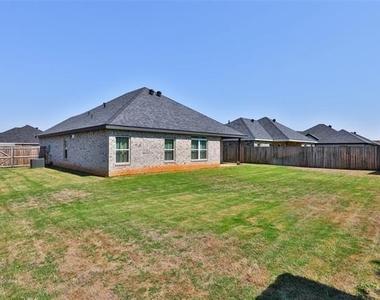 5433 Fallbrook Drive - Photo Thumbnail 38