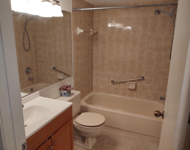 2512 Se Anchorage Cove - Photo Thumbnail 10