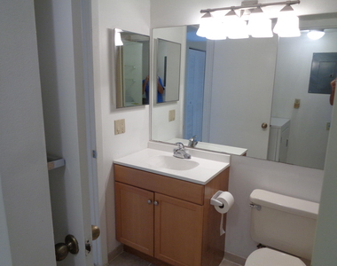2512 Se Anchorage Cove - Photo Thumbnail 15
