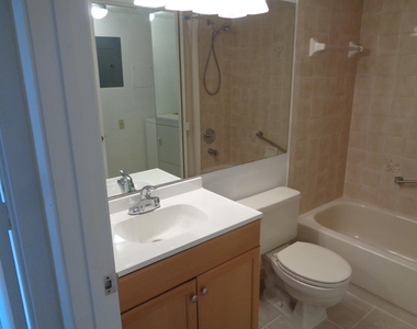 2512 Se Anchorage Cove - Photo Thumbnail 14