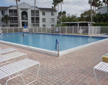 2512 Se Anchorage Cove - Photo Thumbnail 22