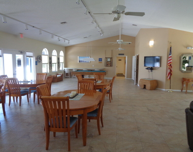 2512 Se Anchorage Cove - Photo Thumbnail 25
