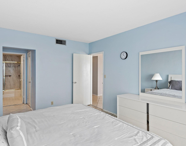 3800 Galt Ocean Drive - Photo Thumbnail 8