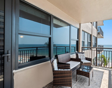 3800 Galt Ocean Drive - Photo Thumbnail 17