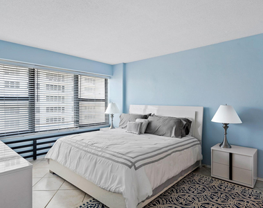 3800 Galt Ocean Drive - Photo Thumbnail 7