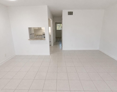1150 Ne 17th Court - Photo Thumbnail 1