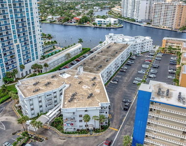 1913 S Ocean Drive - Photo Thumbnail 44