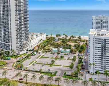 1913 S Ocean Drive - Photo Thumbnail 42