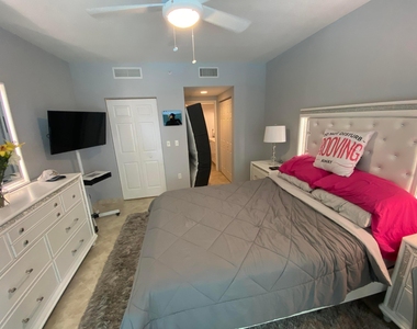 700 E Boynton Beach Boulevard - Photo Thumbnail 7