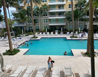 700 E Boynton Beach Boulevard - Photo Thumbnail 16