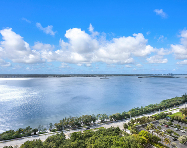 5070 N Ocean Drive - Photo Thumbnail 13