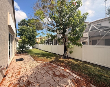 10372 Old Winston Court - Photo Thumbnail 13