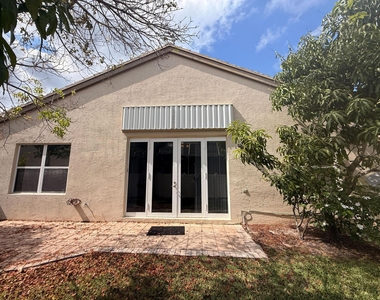 10372 Old Winston Court - Photo Thumbnail 12